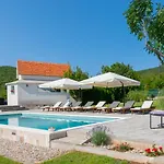 Piplica-makarska By Guide *
