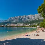 Piplica-makarska By Guide *
