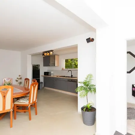 Vila Piplica-makarska By Guide