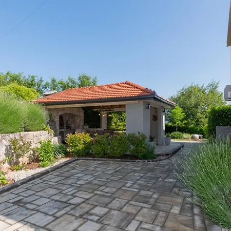 Vila Piplica-makarska By Guide Lokvicic