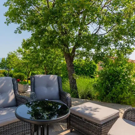 Villa Piplica-makarska By Guide Lokvicic